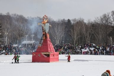Масленица в Южно-Сахалинске ИА SakhalinMedia