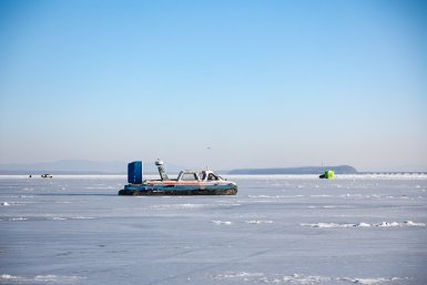 В Стародубском спасли 71 рыбака с треснувшего припая - МЧС
