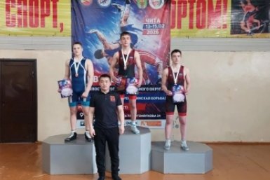 Трое сахалинцев взяли медали на юниорском первенстве ДФО по греко-римской борьбе пресс-служба министерства спорта Сахалинской области