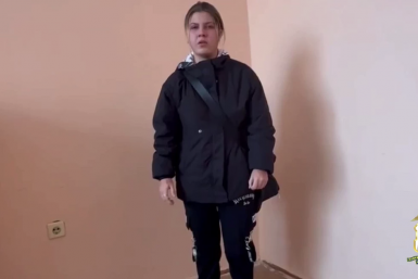 В Охе поймали курьера мошенников, получившего от пенсионеров 8 млн рублей пресс-служба УМВД России по Сахалинской области