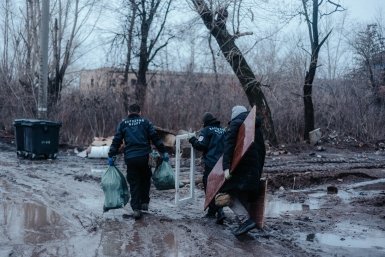 Волонтеры пресс-служба Молодежки Народного Фронта