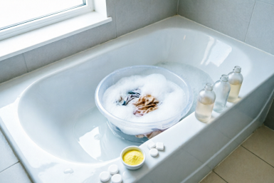 Тематическое фото ИИ Qwenlm.a (18+)