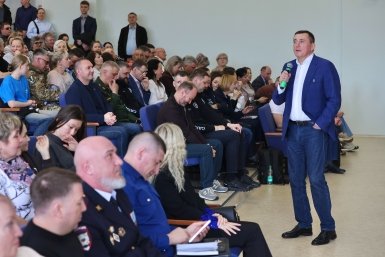 Встреча губернатора с жителями Макаровского района пресс-служба правительства Сахалинской области