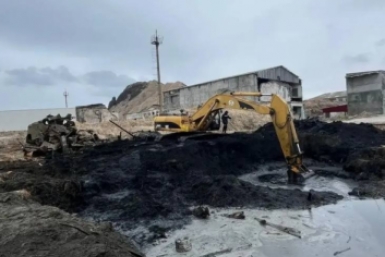 Утилизация затонувшего судна началась в порт-ковше села Чехов на Сахалине пресс-служба министерства транспорта и дорожного хозяйства Сахалинской области