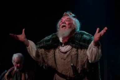 А ведь "Костюмер" в Приморской Горьковке - уже легенда