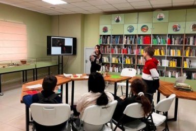 Тематическое фото пресс-служба Сахалинской областной детской библиотеки