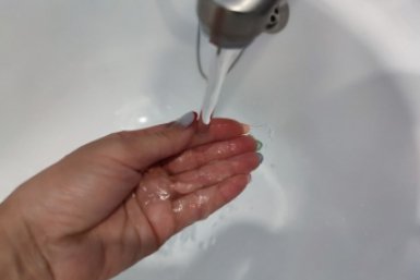 Не фильтр и не кувшин: как превратить воду из-под крана в артезианскую – бабушкин метод