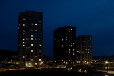 Три очереди ЖК "Уюн Парк" в Южно-Сахалинске подключили к наружному освещению