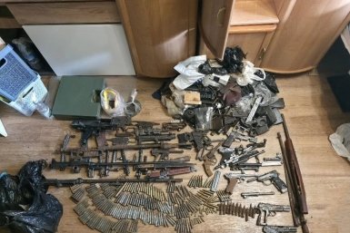 Изъятое оружие и взрывчатые вещества пресс-служба УФСБ России по Сахалинской области