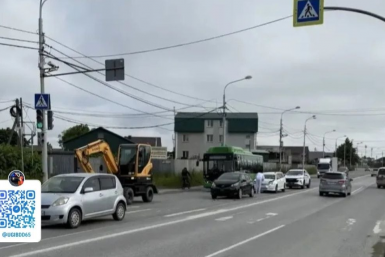 Тройное столкновение "Тойот" произошло в Южно-Сахалинске