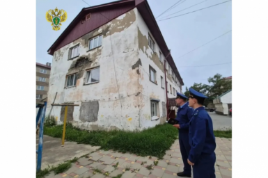 С места происшествия пресс-служба прокуратуры Сахалинской области