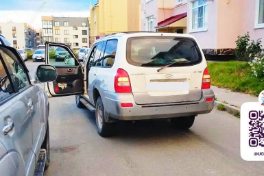 Сахалинец сбил девочку во дворе в Южно-Сахалинске