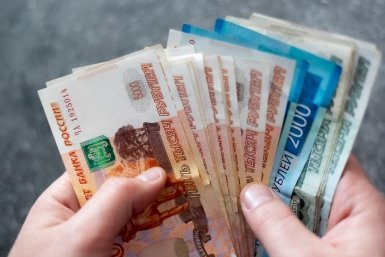Почти миллион рублей в месяц: Росстат назвал самые высокооплачиваемые сферы