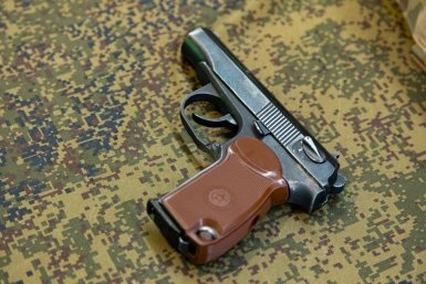 Пистолет Илья Аверьянов, ИА PrimaMedia.ru