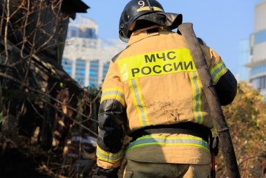 Жителей Славянского района призвали не выходить из дома из-за дыма после атаки БПЛА Яна Гайдук