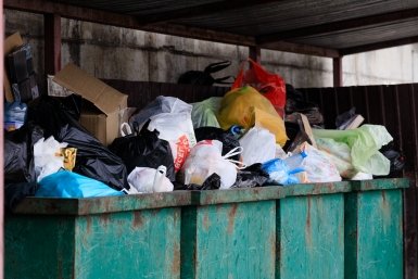 С октября кубанцы будут платить за вывоз мусора по новым тарифам Евгений  Кулешов