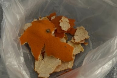 В Европе мандариновые корки стоят дороже самого фрукта, а мы не жалеем и выкидываем: классно помогают в хозяйстве