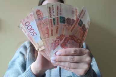 Зарплаты до 400 тысяч рублей Ольга Долгополова, ИА UssurMedia