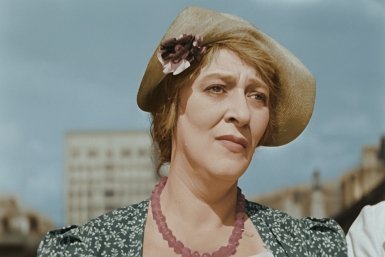 Тематическое фото Кадр из фильма &quotПодкидыш&quot (1939, СССР), режиссёр Татьяна Лукашевич.