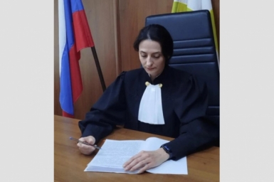 За съёмку последствий атаки БПЛА в Невинномысске оштрафовали двух человек Суды Ставрополья