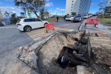 Аварийно-восстановительные работы на теплосетях проводят во Владивостоке пресс-служба ВПЭС