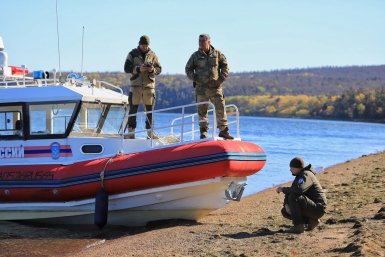 Совместное патрулирование акватории озера Тунайча и территории заказника &quotОзеро Добрецкое&quot пресс-служба дирекции по охране и управлению природными территориями Сахалинской области