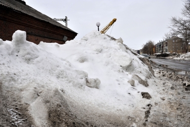 Засыпанный грязью музей Юрий Гуршал