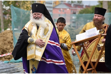 Поднятие куполов на главный храм Сахалина Юрий Гуршал