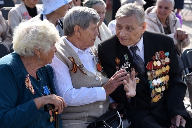 Парад в честь 70-летия освобождения Сахалина и Курил Юрий Гуршал