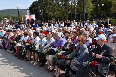 Парад в честь 70-летия освобождения Сахалина и Курил Юрий Гуршал