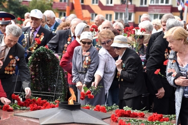 Парад в честь 70-летия освобождения Сахалина и Курил Юрий Гуршал
