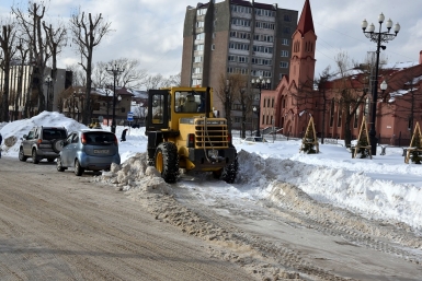 Уборка снега в Южно-Сахалинске Юрий Гуршал