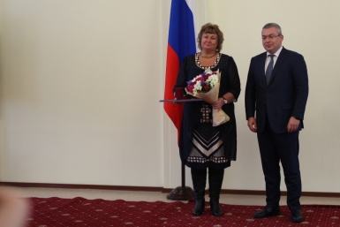 Награждение  Анна Ом, ИА SakhalinMedia
