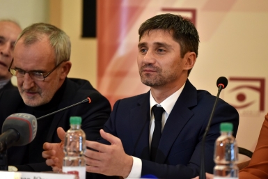 Пресс-конференция артистов театра Вахтангова Юрий Гуршал