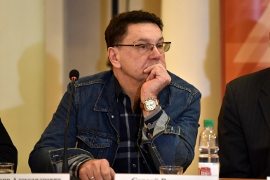 Пресс-конференция артистов театра Вахтангова Юрий Гуршал