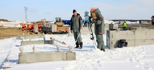 На строительной площадке берегового технологического комплекса Киринского месторождения