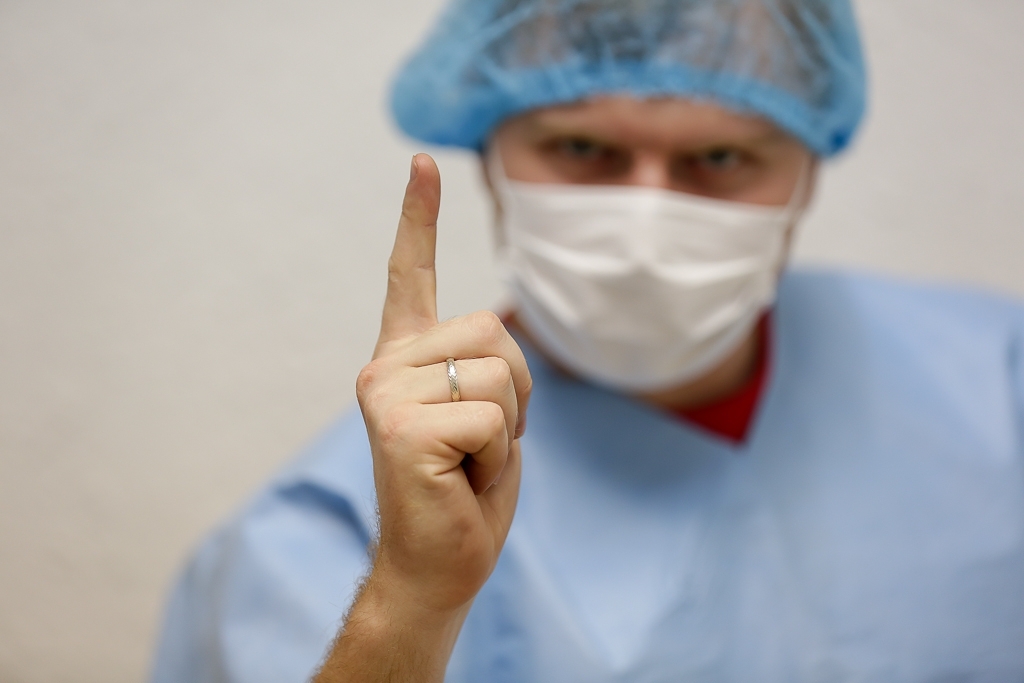 Врач рассказал, почему долго не проходит насморк Антон Балашов, ИА PrimaMedia