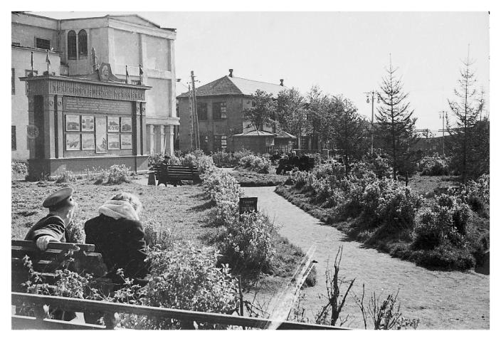 Привокзальная площадь. Южно-Сахалинск, 1946 год sakhalinmuseum.ru