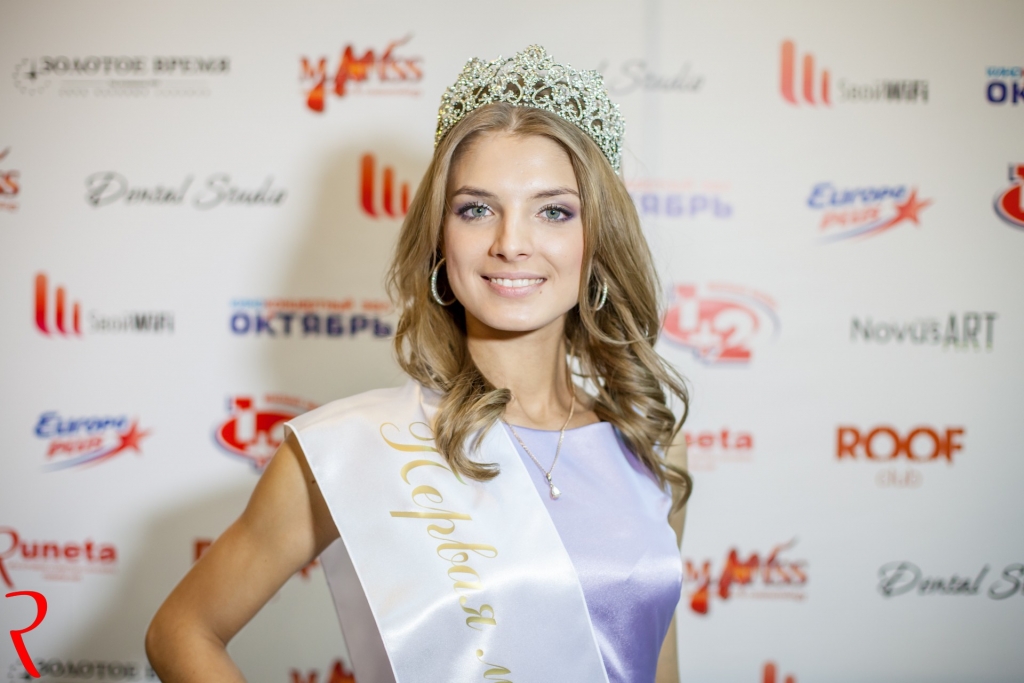"Первой Мисс Сахалина-2013" стала Каролина Пузанова из Южно-Сахалинска
