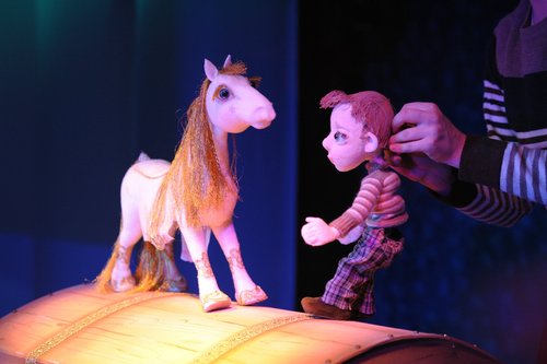 "Чудеса случаются", Фото с места события из других источников