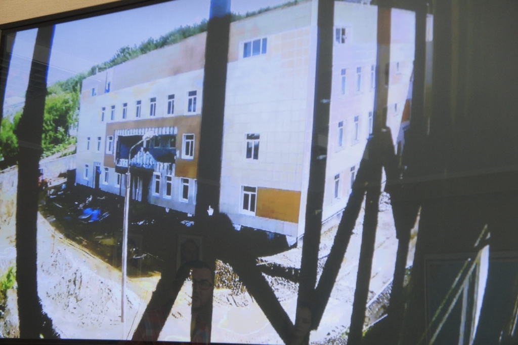 Мониторинг за ходом строительства, Фото с места события собственное