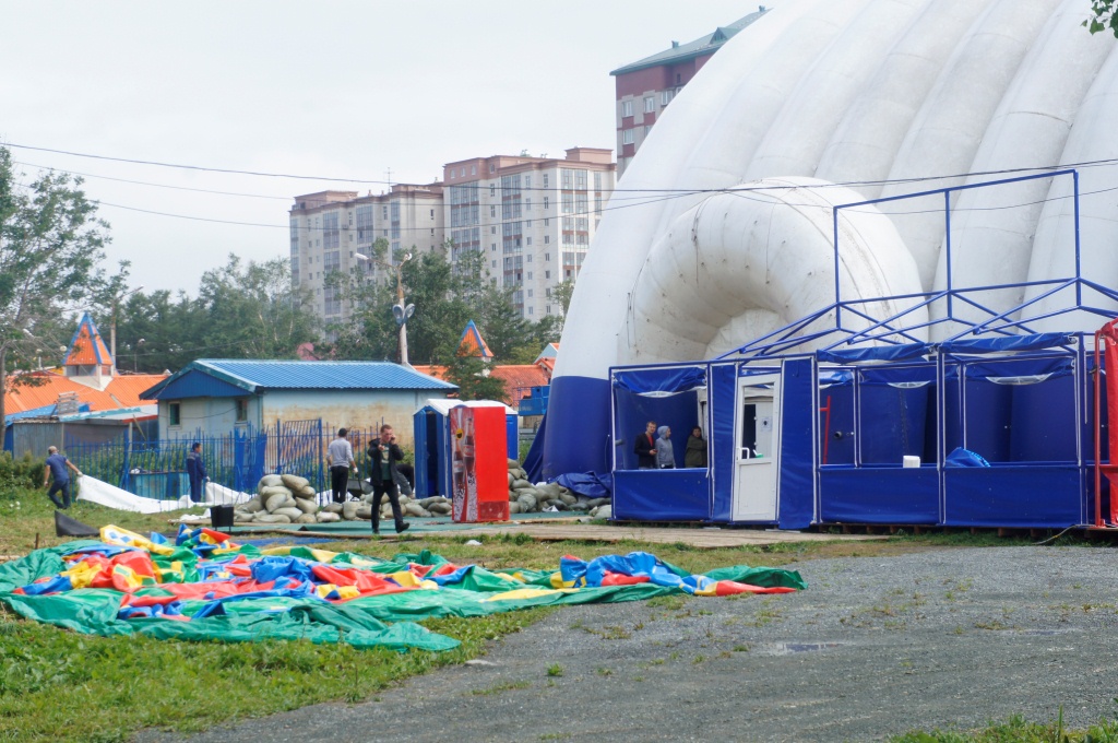 Московский передвижной дельфинарий, Фото с места события собственное