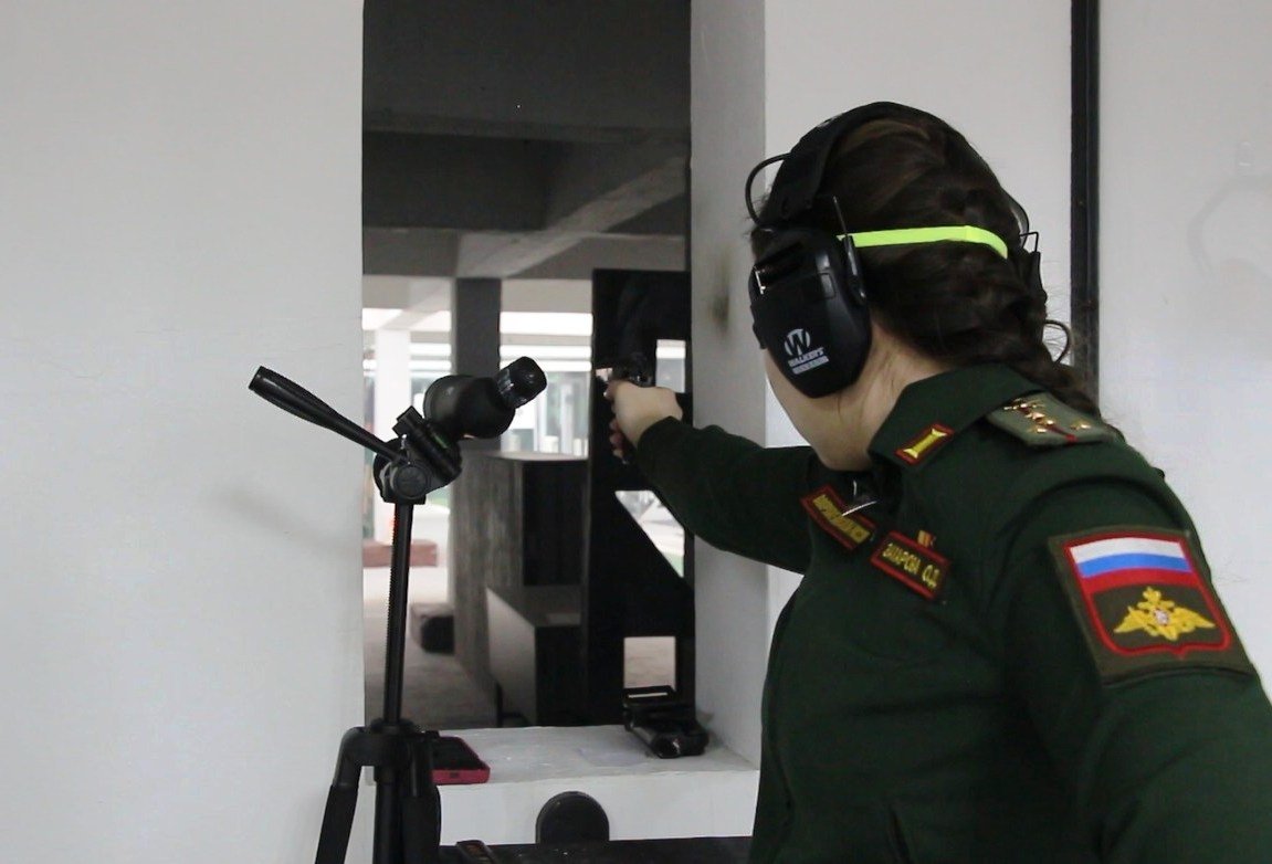 Чемпионат ВВО по зимнему офицерскому троеборью стартовал на Сахалине пресс-служба Восточного военного округа