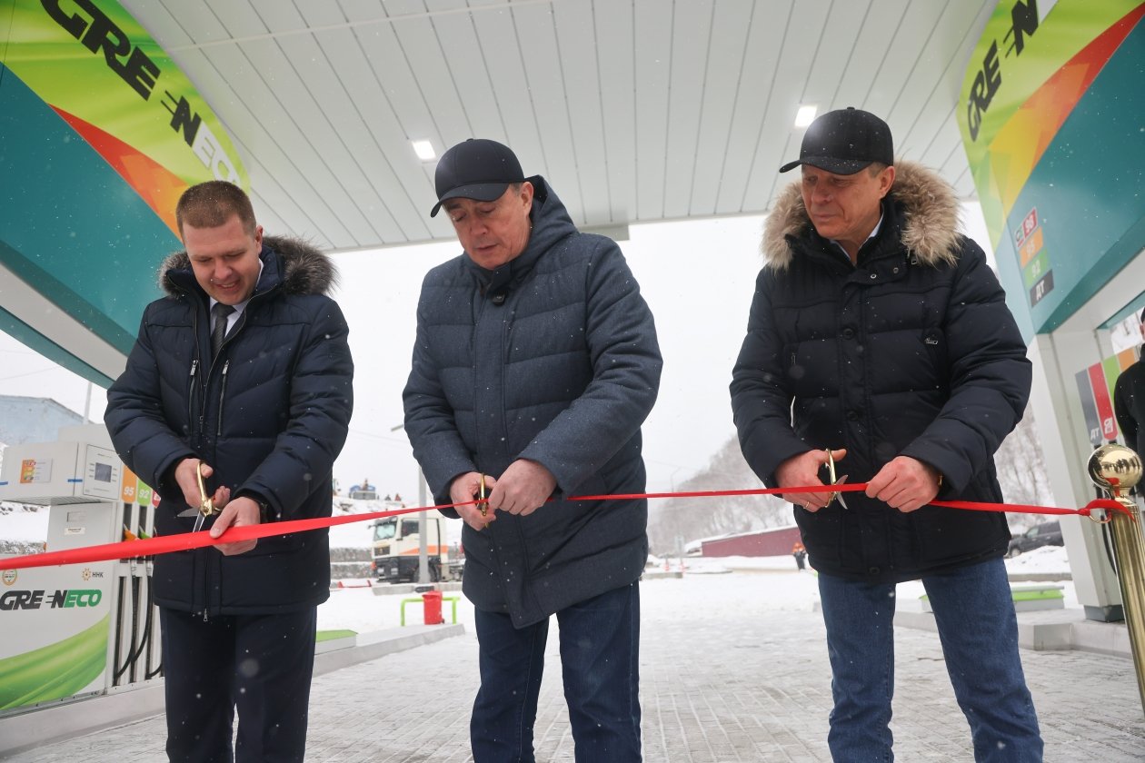 Открытие АЗС ННК в Холмске пресс-служба правительства Сахалинской области