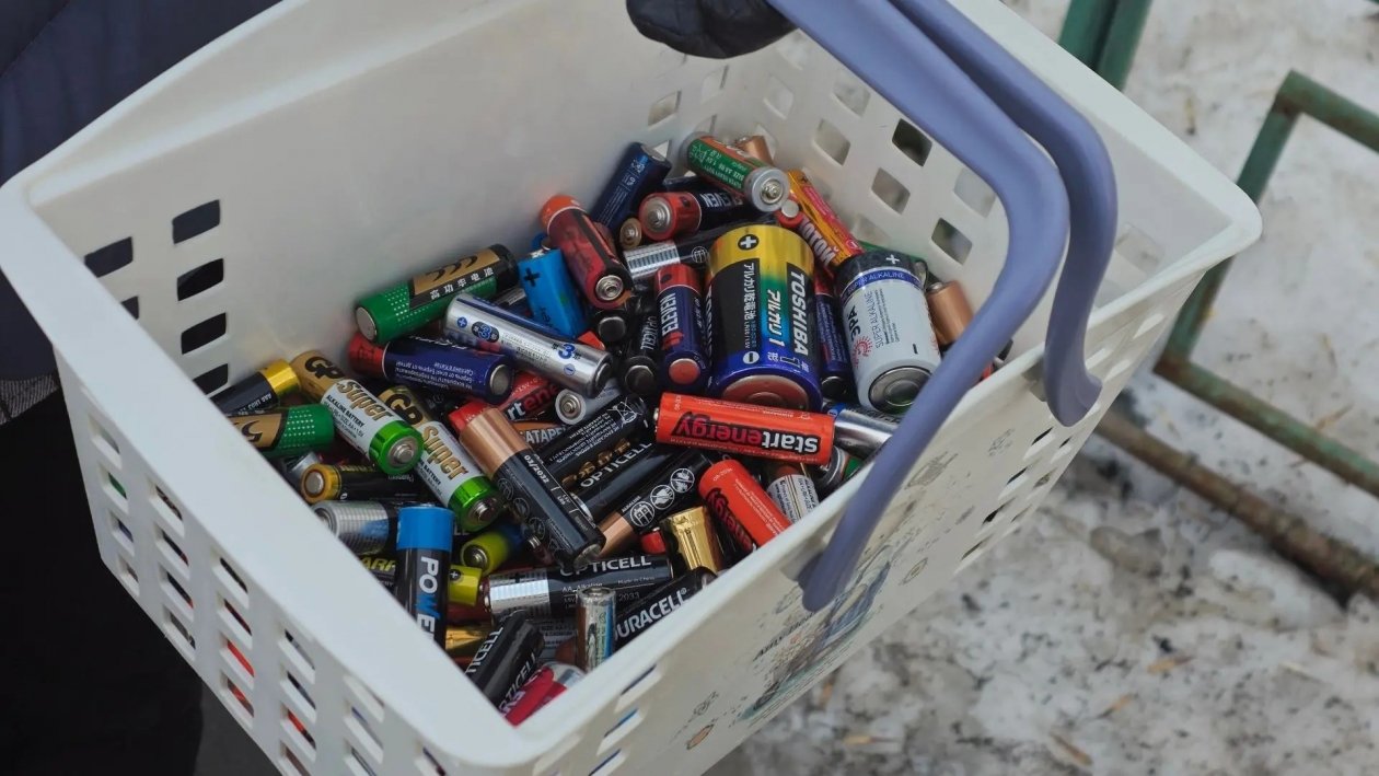 Воспитанники детсада &quotПолянка&quot в Южно-Сахалинске сдали на переработку более 300 батареек пресс-служба АО &quotУправление по обращению с отходами&quot