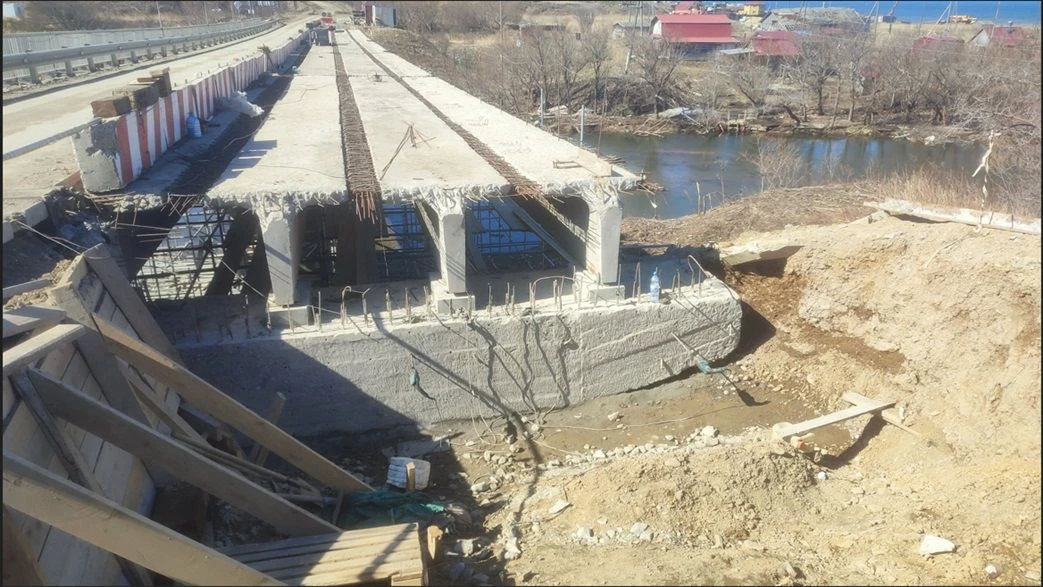 Капремонт моста в Томаринском районе пресс-служба министерства транспорта и дорожного хозяйства Сахалинской области