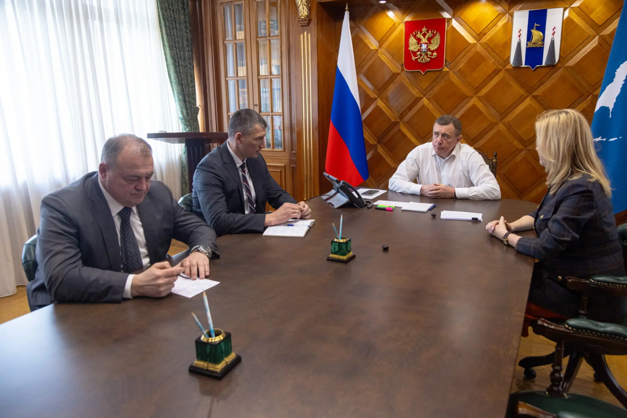 Совещание у губернатора пресс-служба правительства Сахалинской области