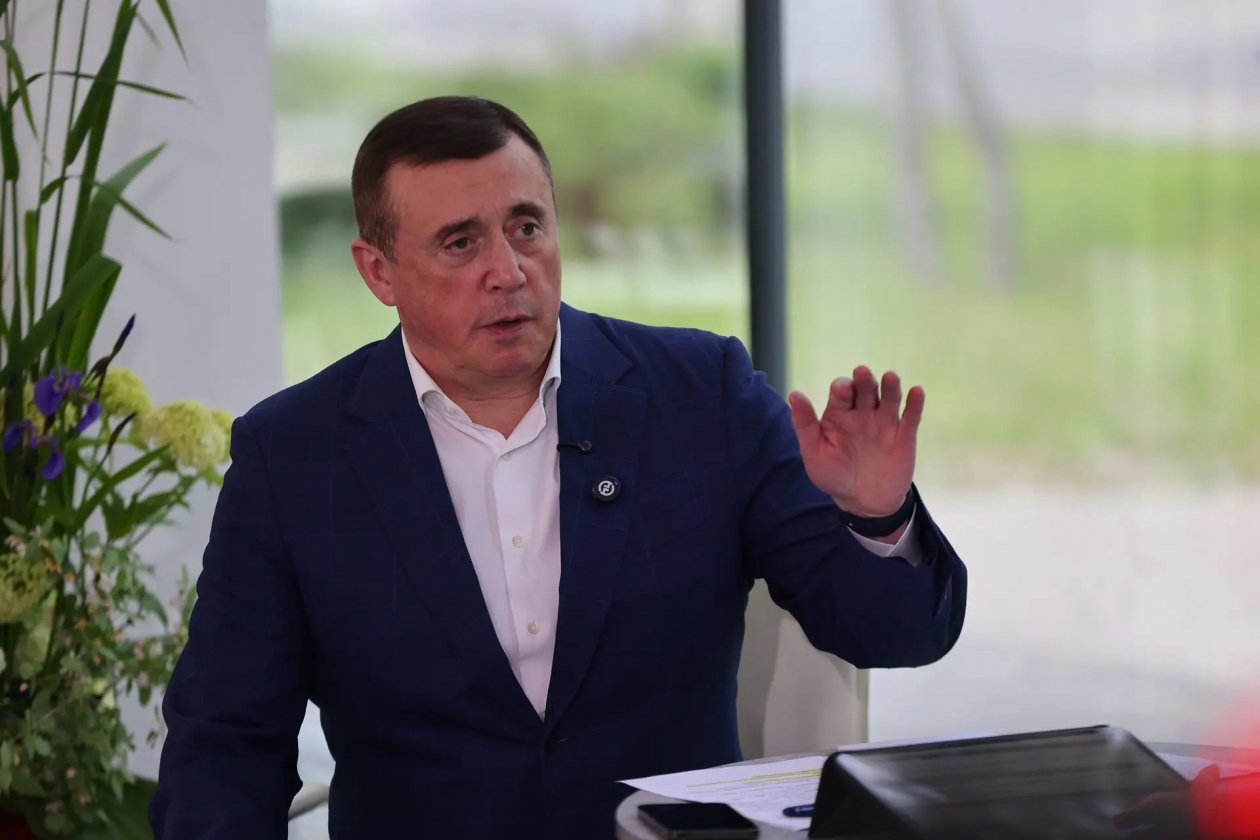 Валерий Лимаренко пресс-служба правительства Сахалинской области