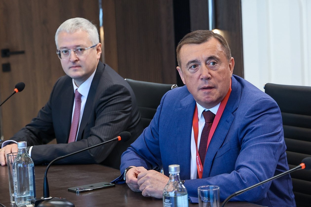 С места событий