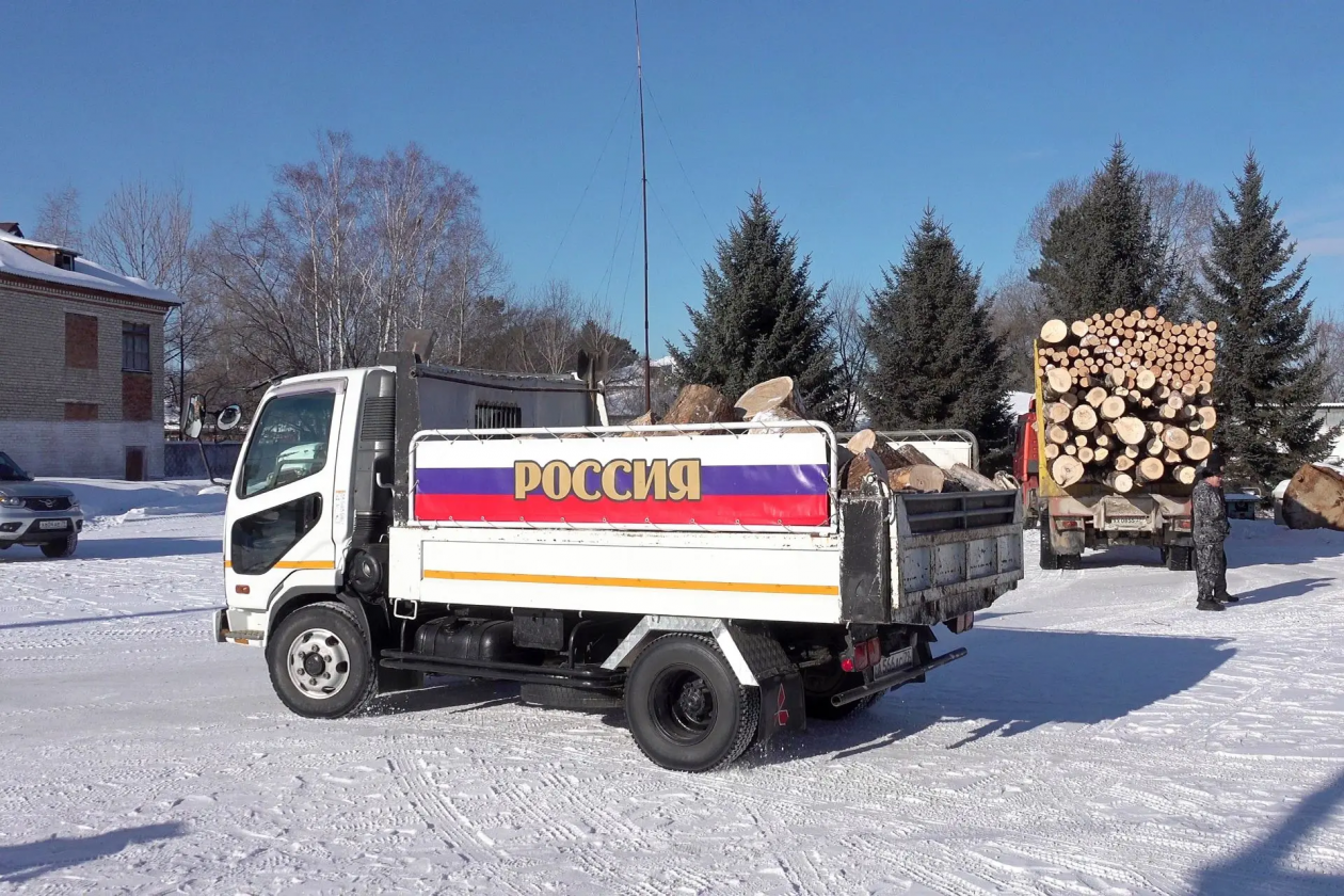 Ежегодно участникам СВО и их семьям бесплатно предоставляются уголь и дрова